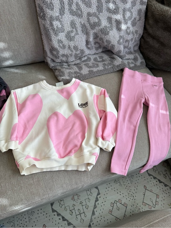 Zara Other - Zara Pink and White Heart Matching Set (3T)